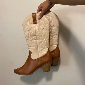 Gently Worn JustFab Natasha Camel and Cream Cowgirl Boots